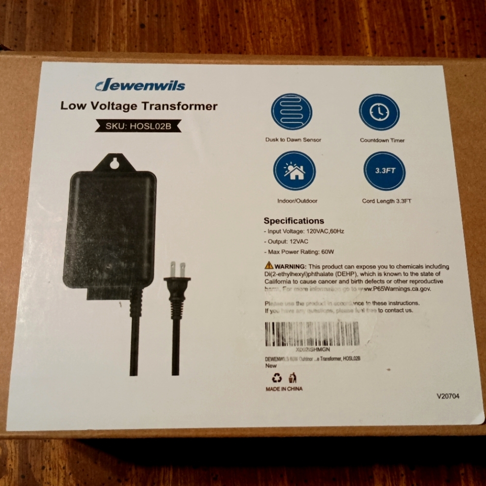 LOW VOLTAGE TRANSFORMER - NEW // 60W outdoor lighting timer sensor outside light
